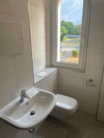 Helle 2-Raum-Wohnung in Weißwasser - Photo 5