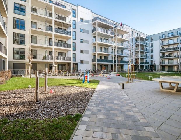 Großzügige 5 Zimmer Wohnung mit Balkon zu vermieten! - Foto 1