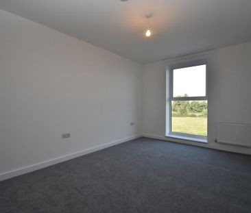 2 bedroom maisonette to rent - Photo 4