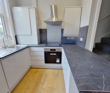Victoria Road, Kirkstall - Photo 6