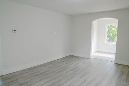 For Lease - 386 Gatfield Avenue Unit# 2, Welland, Ontario - Photo 5