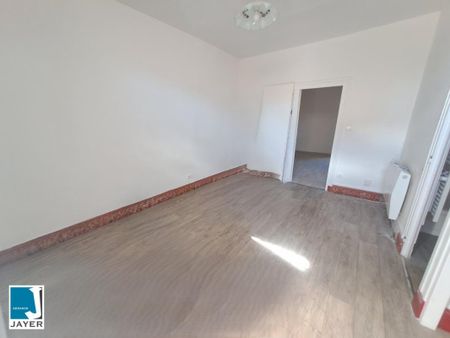 2 PIÈCES PROCHE LYCÉE MATHIAS - Photo 5