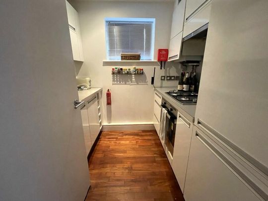 2 bedroom flat to rent - Photo 1