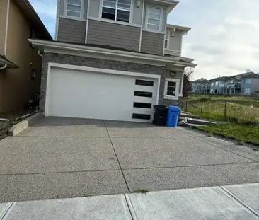 304 Hamptons Drive NW | 304 Hamptons Drive Northwest, Calgary - Photo 1