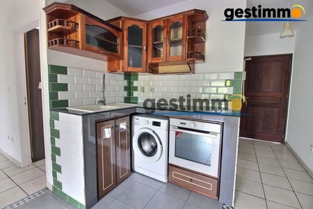 Location Appartement 2 pièces 42m² CAYENNE 97300 - Photo 5