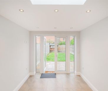 4 bedroom house to rent - Photo 2