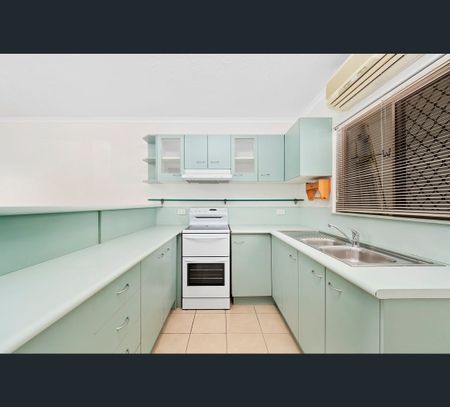 7/5 Charlotte Close, Woree, Qld 4868 - Photo 4