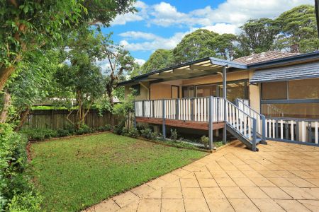 Charismatic Three Bedroom Home in Sought-After Street - Photo 3