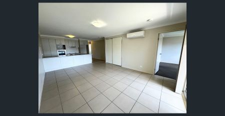 Modern Duplex in Quiet Estate - Photo 3