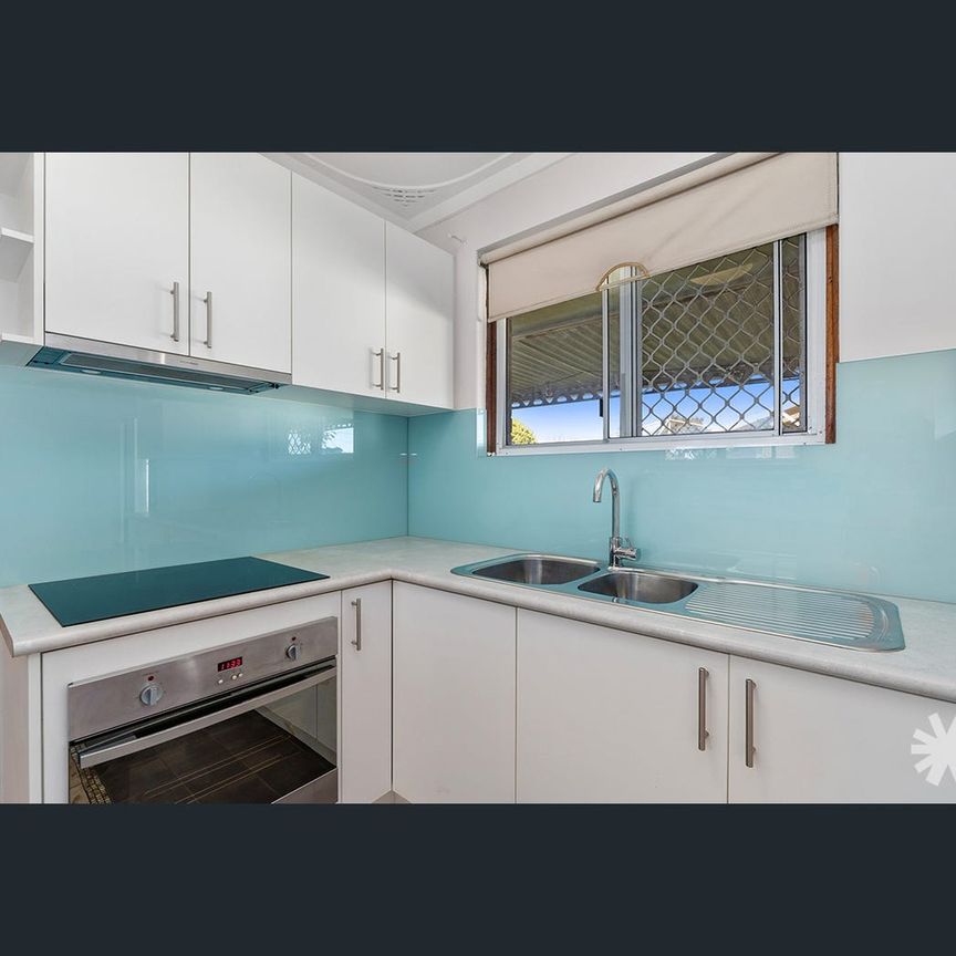 28 Mariana Close, Maddington, WA 6109 - Photo 1