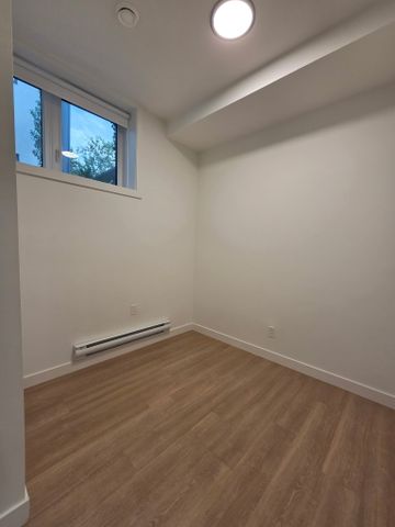 Modern 2-Bedroom Basement Suite in Killarney | $1,500 | $500 Move-In Bonus - Photo 4