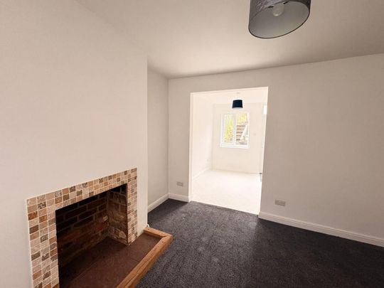 2 bedroom property to rent - Photo 1