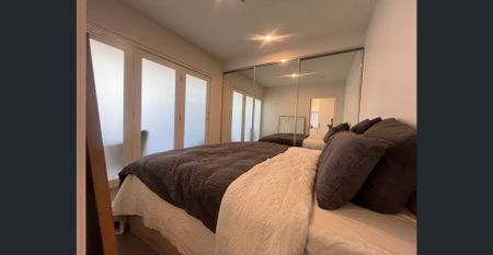 Bright and Spacious One Bedroom Apartment in Footscray (unfurnished) - Photo 2