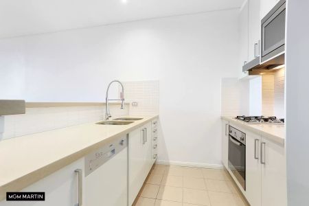 MGM MARTIN - TWO BEDROOM APARTMENT - Photo 3