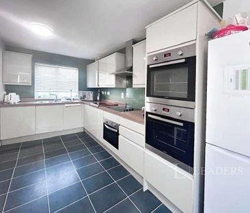 Haseley Close, Redditch, Worcestershire, B98 - Photo 4