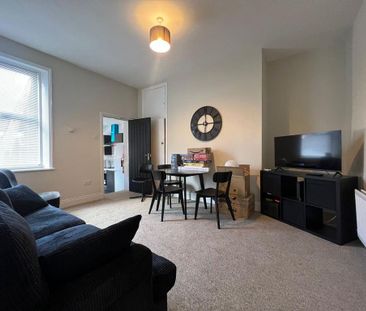 1 bedroom property to rent - Photo 1