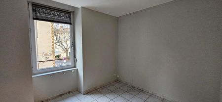 Location Appartement 4 pièces 73m² PRIVAS 07000 - Photo 4