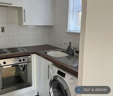 2 bedroom flat to rent - Photo 6