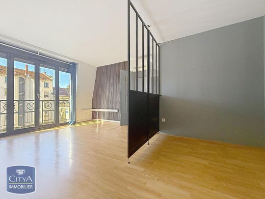 Location Appartement 1 pièce LYON 7ème - Photo 1