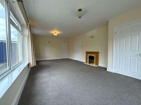 Basildene Close, Gilwern, Abergavenny, NP7 - Photo 3