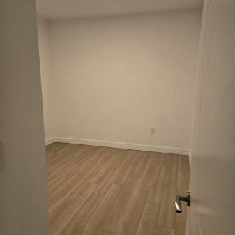 One Bedroom Suite - North Burnaby - Photo 4