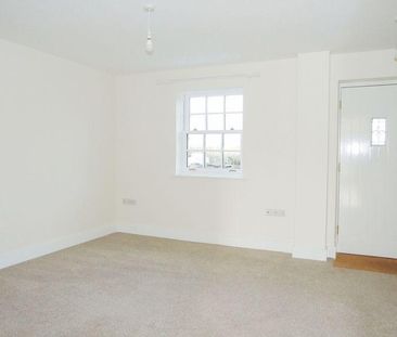 4 bedroom detached house to rent - Photo 1