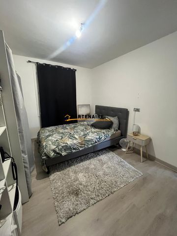 Location Appartement 4 pièces 73m² ST UZE 26240 - Photo 2