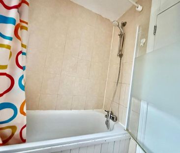 6 bedroom house share to rent - Photo 2