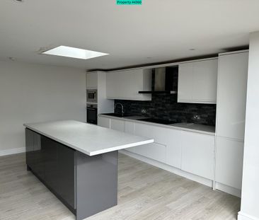 4 bedroom detached house to rent - Photo 6
