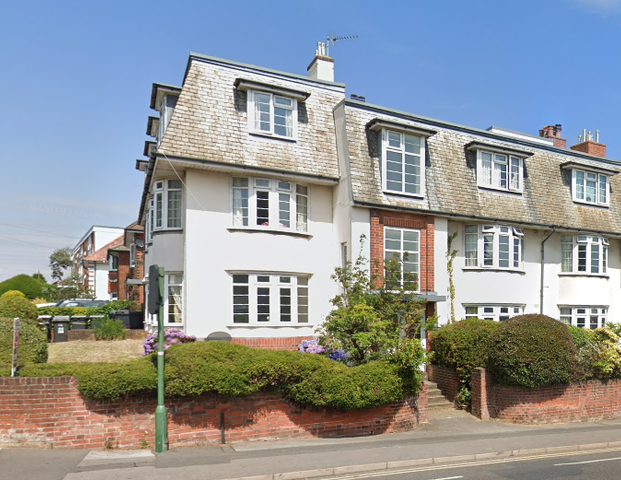 Marlborough Mansions, Christchurch Road - Photo 1