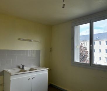 Appartement lumineux situé, proche des transports et commerces. - Photo 1