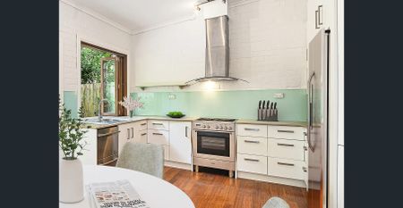 Charming 2-Bedroom Semi in the Heart of Drummoyne - Photo 4