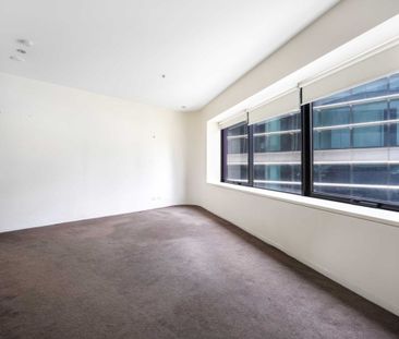 416/300 Swanston Street, Melbourne VIC 3000 - Photo 2