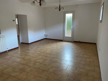 Location Appartement 2 pièces 56m² AUBENAS 07200 - Photo 2