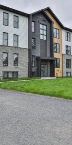 Grand 5 ½ Neuf à 1550$ — Espace, Style et Tranquillité - Photo 3