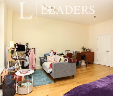 studio to rent Metro Apartments, 86-92 Lewisham High Street, London... - Photo 2