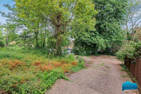 Crouch End, London, N8 - Photo 2