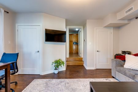 For Lease - 20 Portland Street Unit# Main, Toronto, Ontario - Photo 3