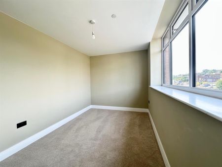 2 bed flat to rent in Sheffield Road, Barnsley, S70 - Photo 3