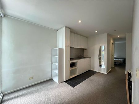 601/160 Little Lonsdale Street - Photo 2