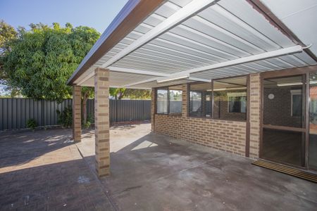 Spacious Home – Perfect for Relaxed, Low-Maintenance Living! - Photo 5