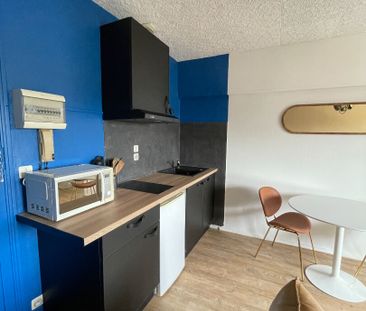 Location Appartement 2 pièces 27m² - Photo 3