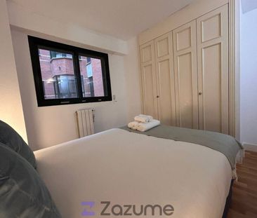 Piso de alquiler en P.º Imperial, Imperial - Photo 3