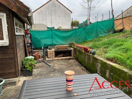 Location Maison 5 pièces 84m² - Photo 3