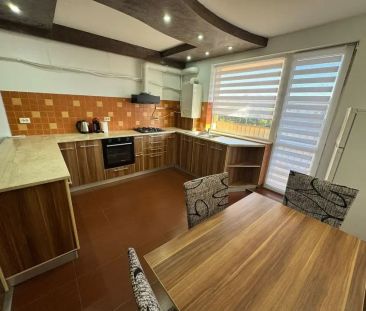 Inchiriez Apartament 3 camere 71 mp in Hipodrom - Photo 2