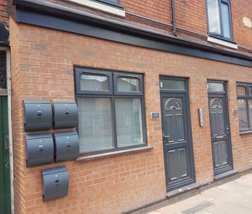 1 Bed Flat, Melton Road, LE4 - Photo 1