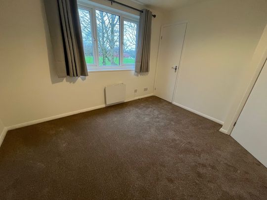 Golf View, Preston - Photo 1