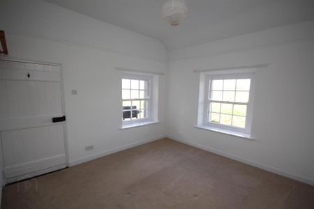 86g Coastguard Cottages, Tyrella, Downpatrick, BT30 8SU - Photo 5