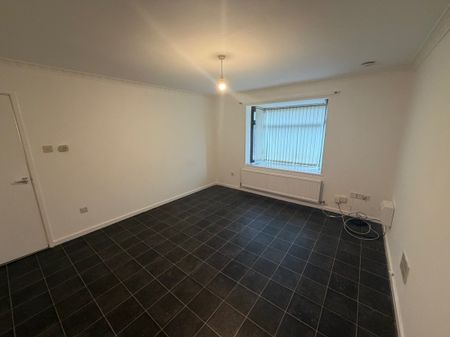 Lon Enfys, Llansamlet, SWANSEA - Photo 5