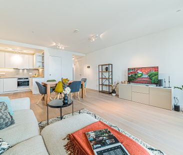 City-Residence: Wohnung in spektakulärem Wohnturm - Photo 1